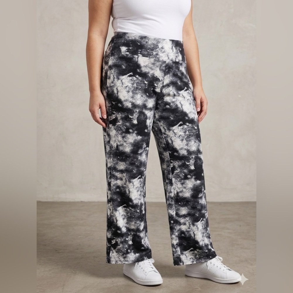 Black and White Abstract Print Pants 
Butter Soft Stretchy Wide Leg Sz Large